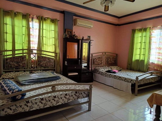 CLASSIC ROMAN STYLE MANSION WITH BIG LAWN NEAR CLARK AND BALIBAGO