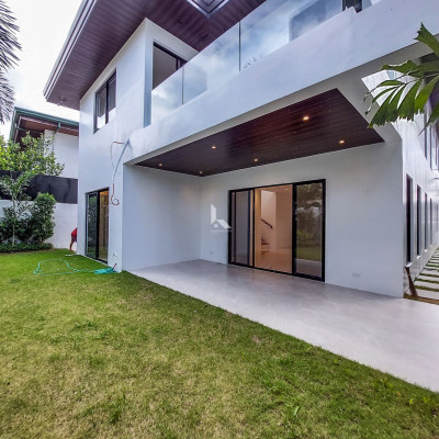 2 Storey House and Lot for Sale in BF Homes, Paranaque City