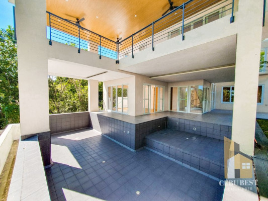 Luxury House for Sale in Maria Luisa Banilad