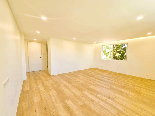 A Statuesque 5 Bedroom Home for Sale in Hillsborough Alabang Village