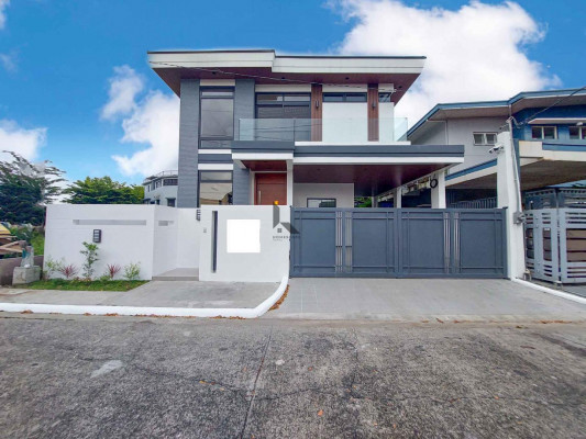 Modern semi-furnished Home for sale in Marcelo Green Village,