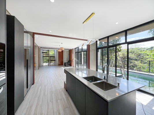 Classy Modern Contemporary House and Lot For Sale