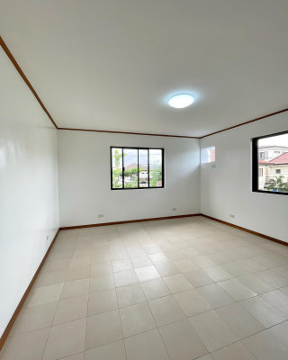 Brand New 2-Storey House for Sale in Greenwoods Executive Village
