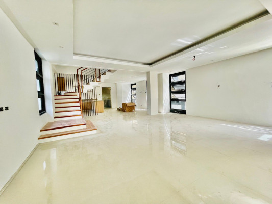 Cozy Sleek Townhouse for Sale in Wack-Wack Greenhills, Mandaluyong City