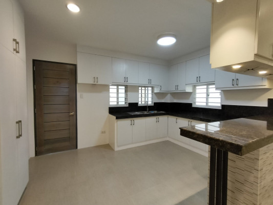 Brandnew Minimalist House For Sale