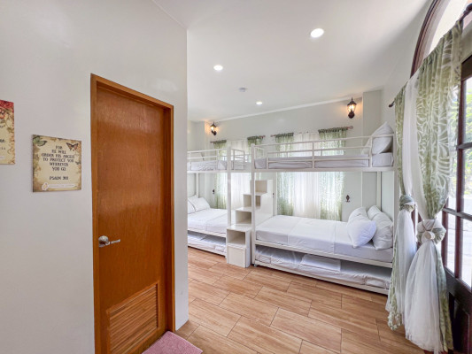 Breathtaking Modern Tropical Rest House For Sale in Antipolo
