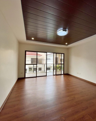 Beautiful Brand  New High-Ceiling House for Sale in Greenwoods Executive Village
