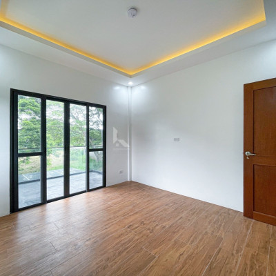 Stylish Modern Contemporary House and Lot For Sale at Orchard Residential Estate