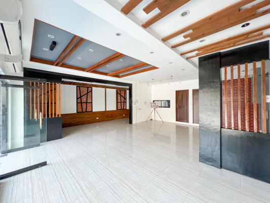 Create Your Perfect Home in This Stunning Modern House for Sale