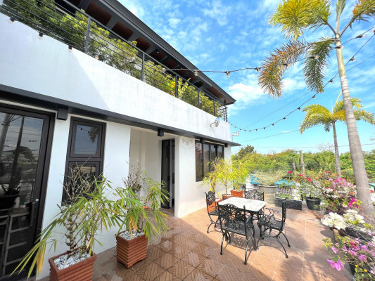Attractive Prime House and Lot for Sale