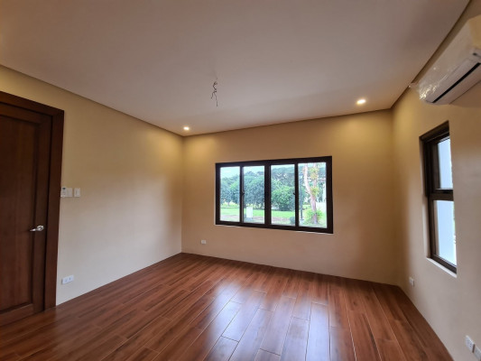 Brandnew Gorgeous Italian Home in Portofino, Vista Alabang