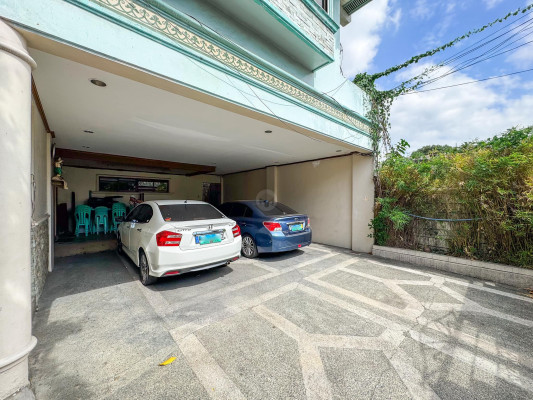 A Spacious Family Home for Sale in BF Homes, Las Piñas
