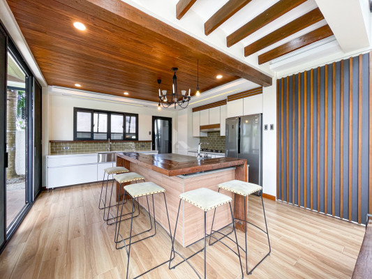 Astounding Fully Furnished Modern Home For Sale in The Mansion South Forbes