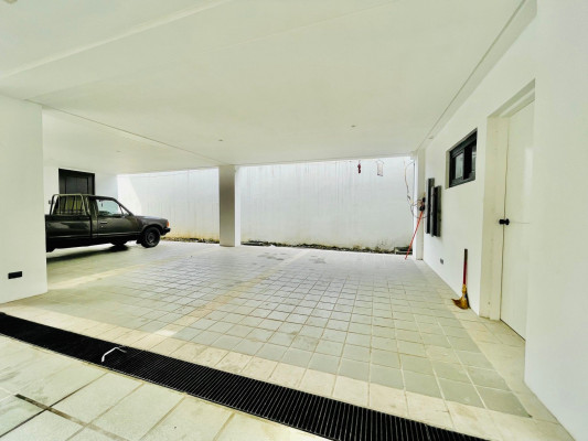 Cozy Sleek Townhouse for Sale in Wack-Wack Greenhills, Mandaluyong City