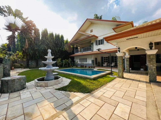 luxury house with pool