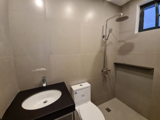 New Modern Home in BF Paranaque: A Real Charmer!