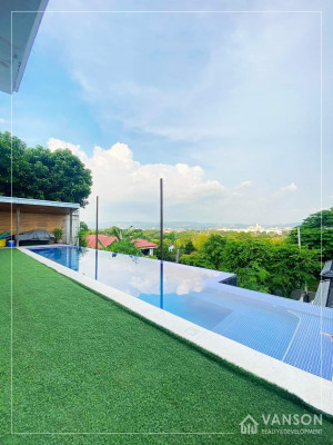 HOUSE AND LOT FOR SALE IN LOYOLA GRAND VILLA, QUEZON CITY