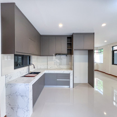 Elegant Modern House and Lot For Sale in Vermont Royale Executive Subdivision
