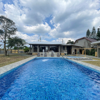 Cozy Modern Tropical House and Lot For Sale in Silang, Cavite