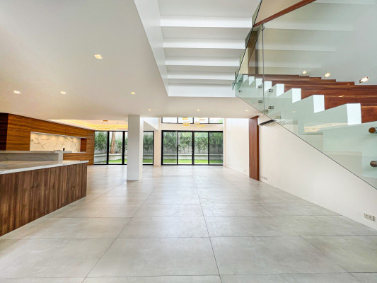 Superb Newly Built Modern House and Lot For Sale