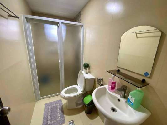 TWO STOREY HOUSE AND LOT FOR SALE