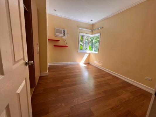 House and Lot For Sale In Maria Luisa Banilad Cebu City