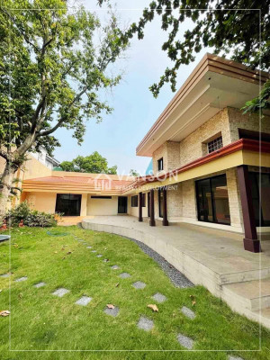 HOUSE AND LOT FOR SALE IN PROJECT 4, QUEZON CITY
