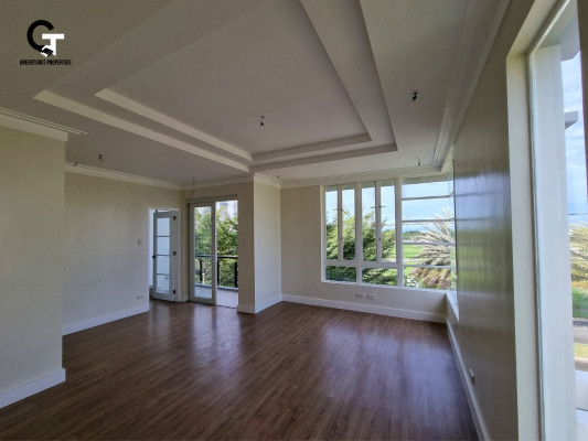 Modern High Ceiling American House and Lot Design with Mt. Makiling Balcony