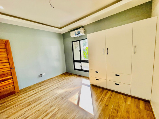 Lovely Modern 2 Storey Triplex Townhouse for Sale in Fortunata Village