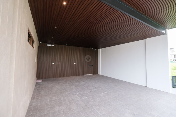 Own this Brand-New Contemporary 3-Storey House in Alabang West