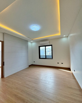 Brand New Modern 3-Storey 7-bedroom House for Sale