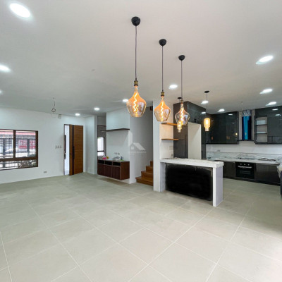 Stunning Brand New House For Sale with Pool in Greenwoods Executive Village, Pas