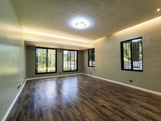 BRANDNEW BUNGALOW