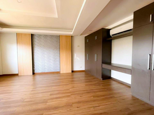 Resort Inspired House and Lot for sale in BF Homes