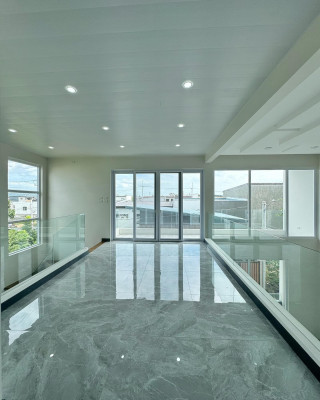 Brand New Modern 3-Storey House for Sale in Greenwoods Executive Village