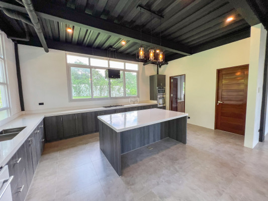 Beautiful Brand New White House for Sale in San Pedro, Laguna