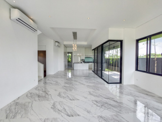 New Built Modern House and Lot for Sale in Nuvali Sta, Rosa Laguna