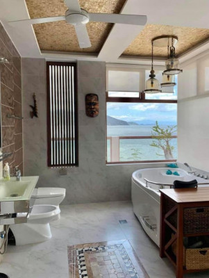 BEACH HOUSE IN ANILAO BATANGAS