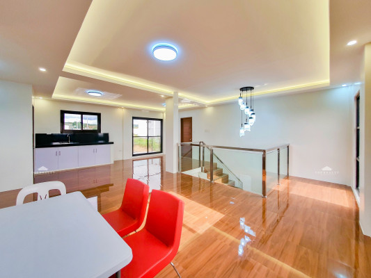 Semi furnished House and Lot for Sale in Monteverde Royale, Rizal