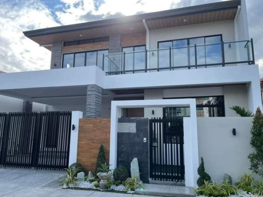 PRE-SELLING MODERN CONTEMPORARY 3-BEDROOM 2-STOREY HOUSE