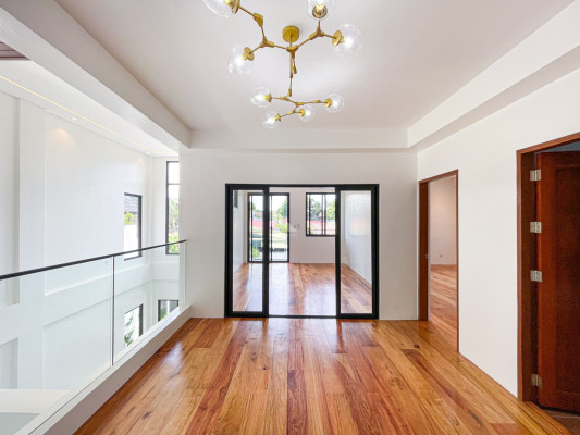 Elegant Semi-Furnished Modern Contemporary