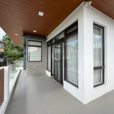 Stunning Modern Contemporary House and Lot for Sale