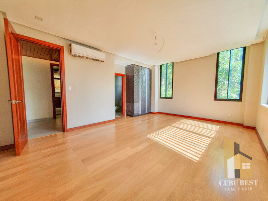Very Spacious Luxury House in Maria Luisa Banilad Cebu City