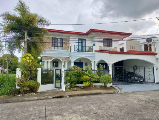 Mediterranean House For Sale in Tierra Nueva Alabang Muntinlupa City