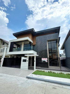 Brand New Modern House for Sale in Neopolitan Commonwealth Fairview Quezon City