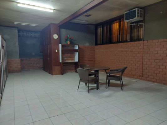 Big Bungalow with Big Lawn and 10 Carpark in Maria Luisa Park Subdivision
