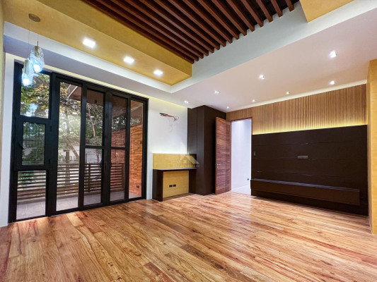 Stylish Modern Tropical Home with Ultra-premium finish For Sale in Filinvest 2