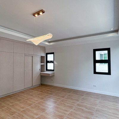 Gorgeous Modern Contemporary House and Lot For Sale in Filinvest East