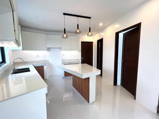 A Beautiful House and Lot for Sale