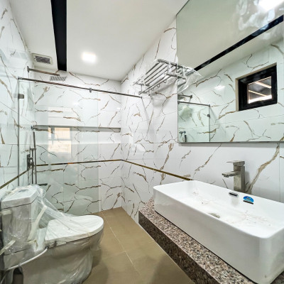 Remarkable Brand New Modern Design House for Sale
